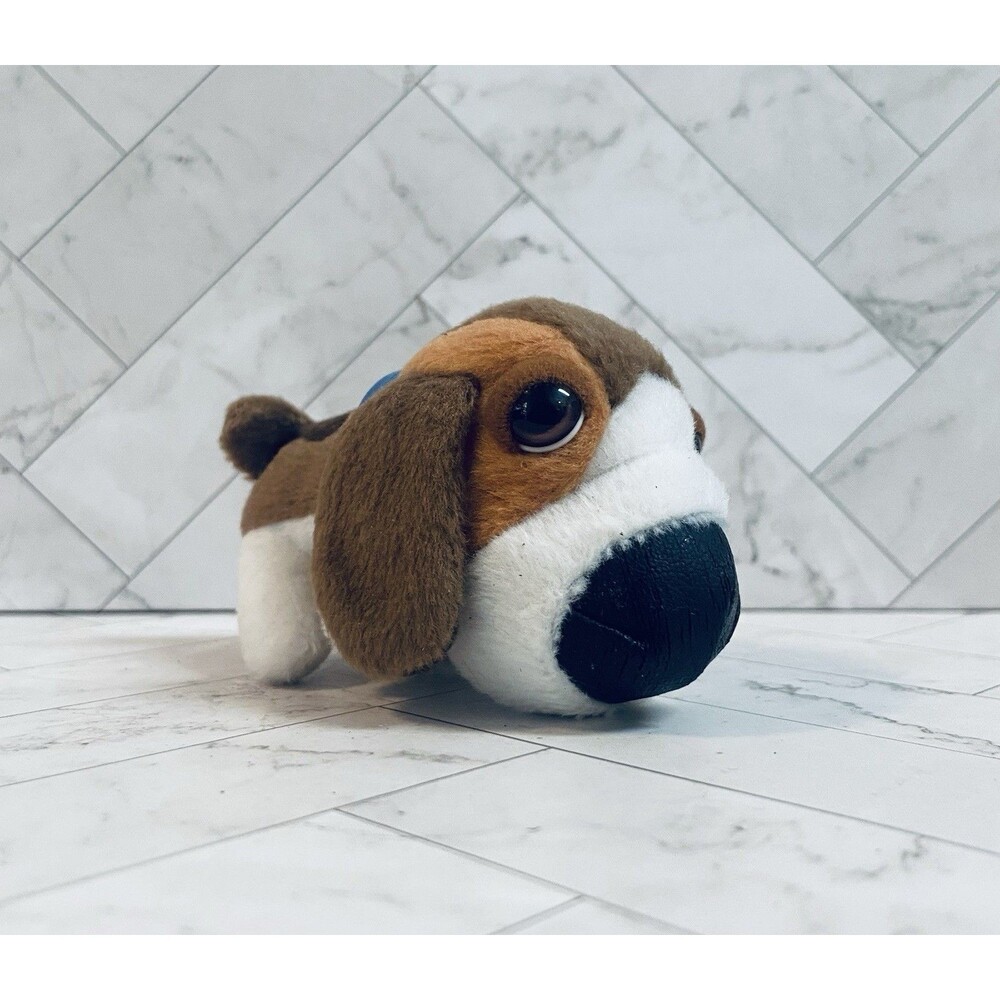 Vintage 2004 The Dog McDonald’s Happy Meal Toy Plush Beagle Tags